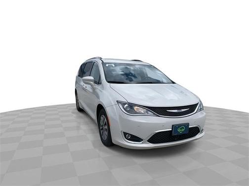 2019 Chrysler Pacifica Touring-L Plus
