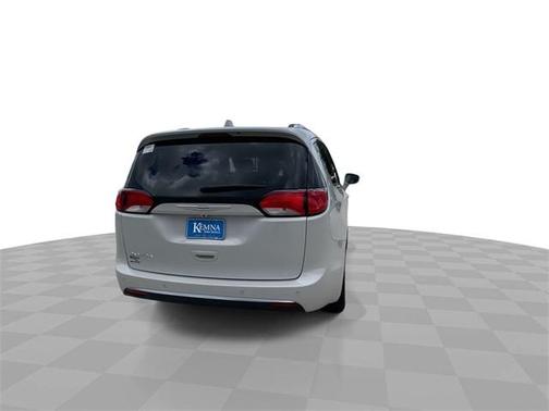 2019 Chrysler Pacifica Touring-L Plus