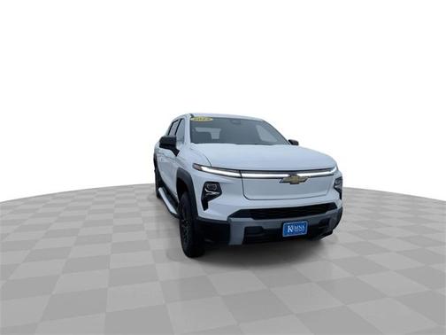 2025 Chevrolet Silverado EV LT