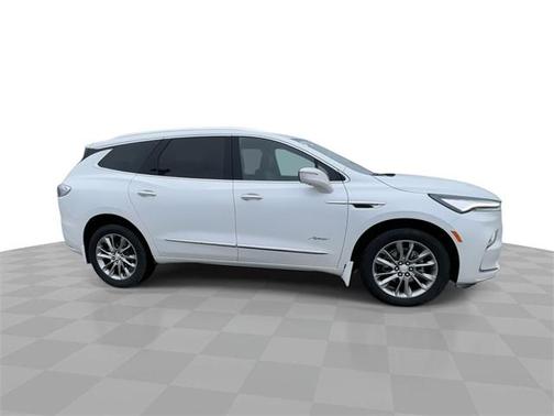 2022 Buick Enclave Avenir