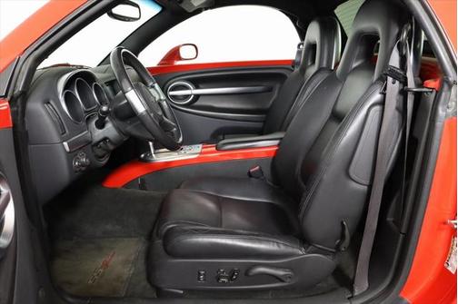 2004 Chevrolet SSR Base