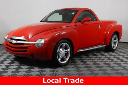 2004 Chevrolet SSR Base