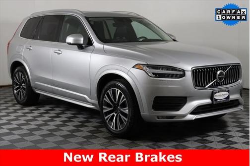 2021 Volvo XC90 T6 Momentum
