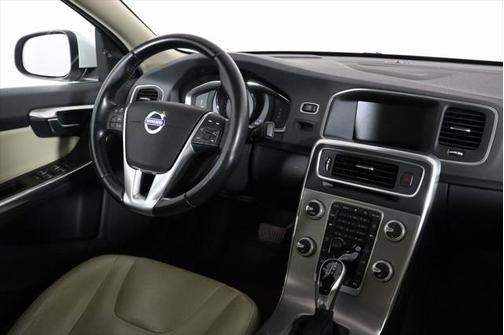 2017 Volvo S60 Inscription T5