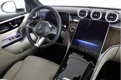 2025 Mercedes-Benz GLC 300 4MATIC