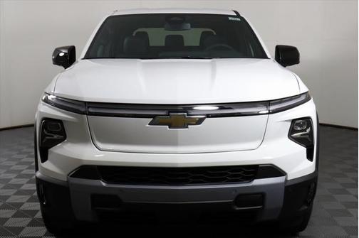 2025 Chevrolet Silverado EV LT