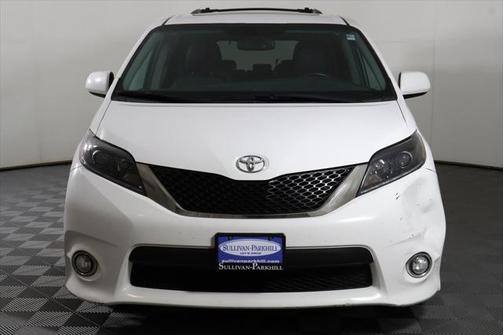 2016 Toyota Sienna SE