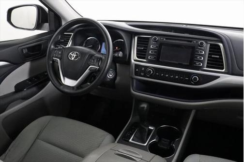 2015 Toyota Highlander LE Plus