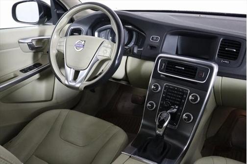 2016 Volvo S60 T5 Premier