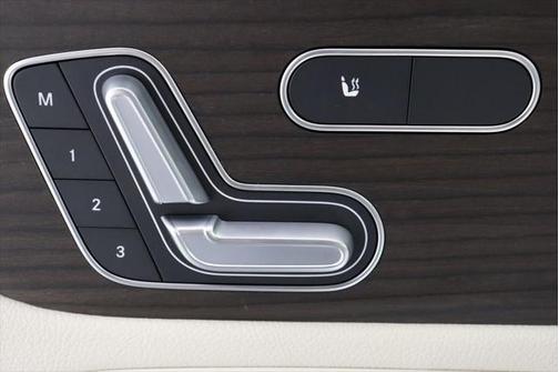 2025 Mercedes-Benz GLB 250 4MATIC