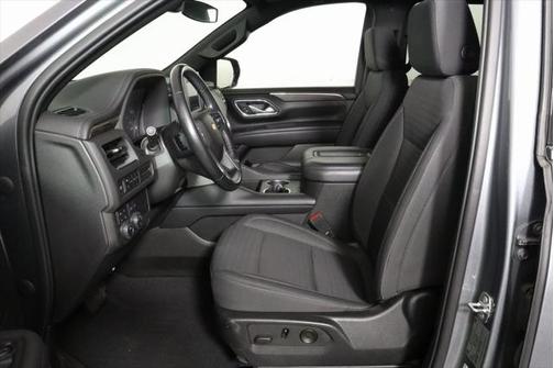 2022 Chevrolet Suburban LS