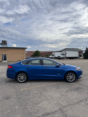 2017 Ford Fusion Energi SE Luxury