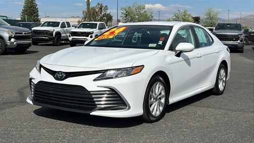 Ice Cap 2024 Toyota Camry LE