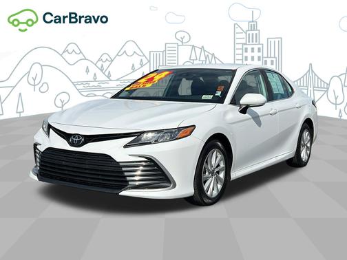 Ice Cap 2024 Toyota Camry LE