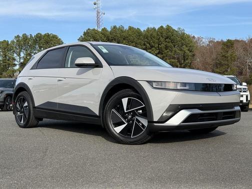 2026 Hyundai IONIQ 5 SEL