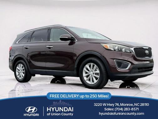 Dark Cherry 2016 Kia Sorento LX