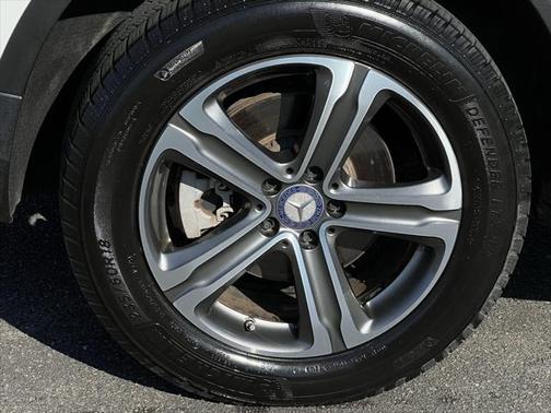 2017 Mercedes-Benz GLC 300 4MATIC