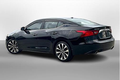 2017 Nissan Maxima 3.5 SR