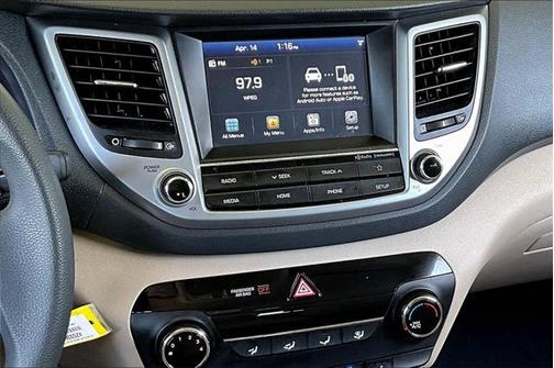 2018 Hyundai TUCSON SEL
