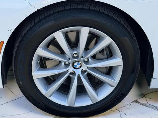 2020 BMW 740 i xDrive