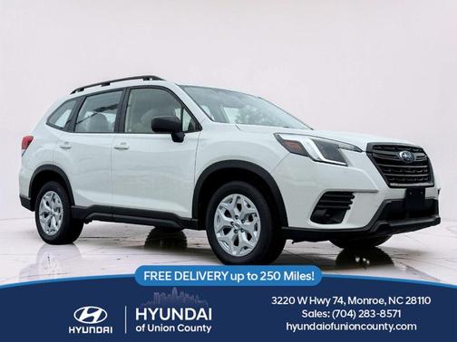 Crystal White Pearl 2023 Subaru Forester