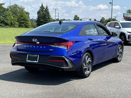 2025 Hyundai ELANTRA Sport