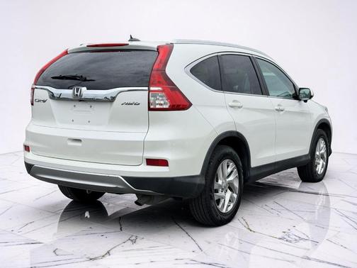 White 2015 Honda CR-V EX-L
