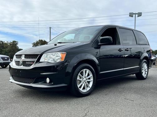 2020 Dodge Grand Caravan SE
