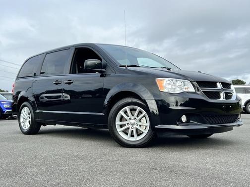 2020 Dodge Grand Caravan SE