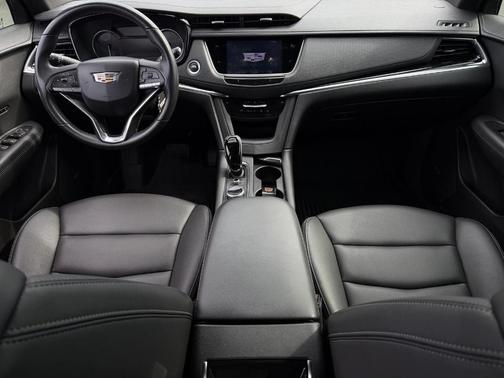 2023 Cadillac XT6 Luxury FWD