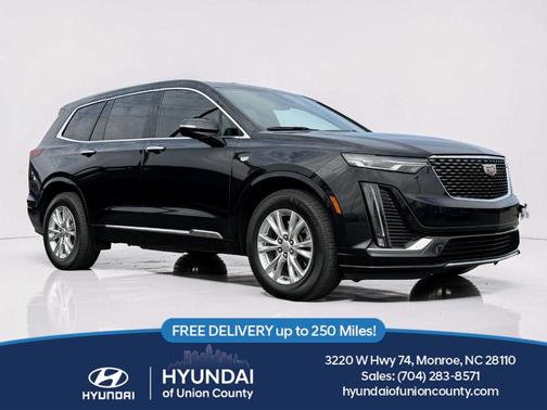 2023 Cadillac XT6 Luxury FWD