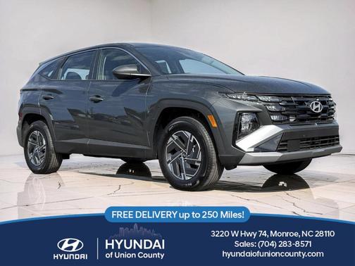 Amazon Gray 2026 Hyundai TUCSON Hybrid Blue SE