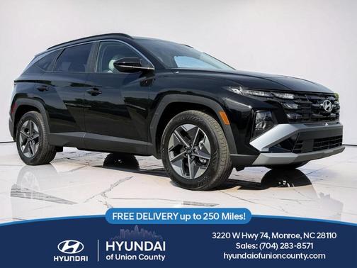 Phantom Black 2026 Hyundai TUCSON SEL