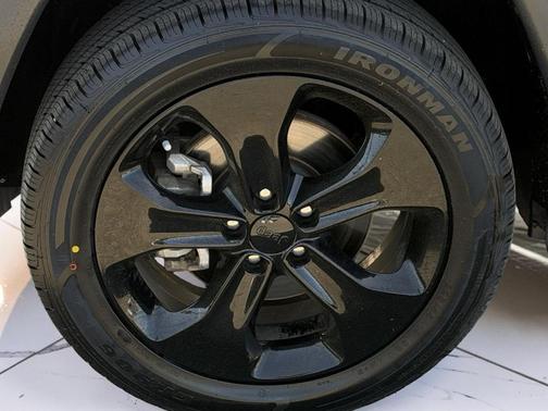 Redline Pearlcoat 2020 Jeep Compass Altitude