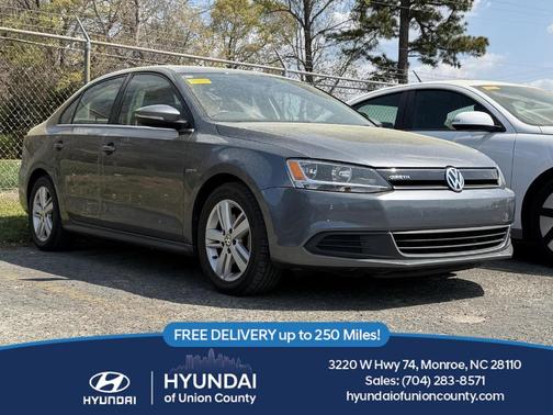 2013 Volkswagen Jetta Hybrid SEL