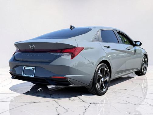 Electric Shadow 2023 Hyundai ELANTRA SEL
