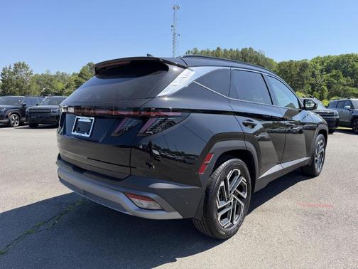 Phantom Black 2026 Hyundai TUCSON Limited
