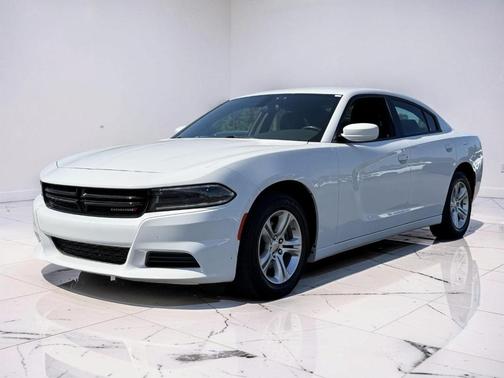 White Knuckle Clearcoat 2022 Dodge Charger SXT