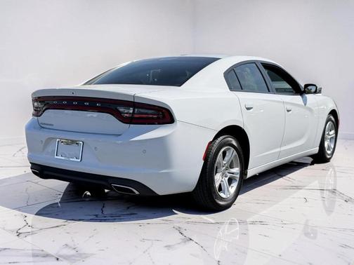White Knuckle Clearcoat 2022 Dodge Charger SXT