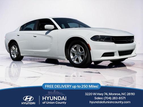 White Knuckle Clearcoat 2022 Dodge Charger SXT
