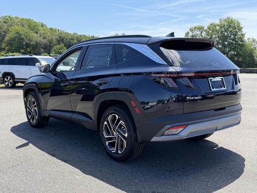 Deep Sea 2026 Hyundai TUCSON Hybrid Limited