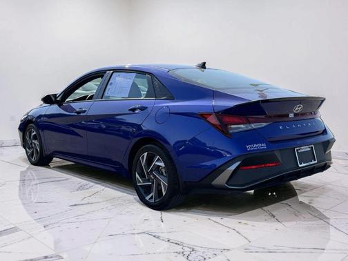 Intense Blue 2025 Hyundai ELANTRA SEL Sport