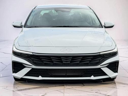 White 2026 Hyundai ELANTRA SE