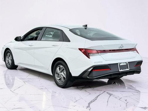 White 2026 Hyundai ELANTRA SE