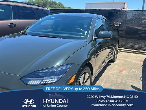 Green 2024 Hyundai IONIQ 6 SE