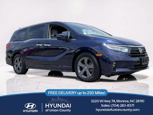 Obsidian Blue Pearl 2022 Honda Odyssey EX