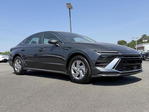 Portofino Gray 2026 Hyundai SONATA SE