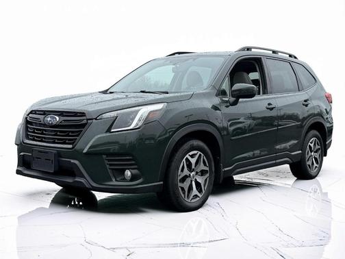 2022 Subaru Forester Premium
