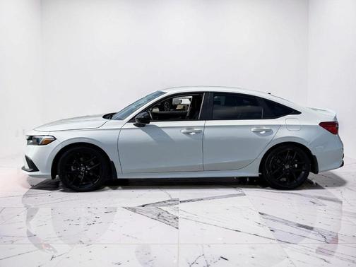Platinum White Pearl 2024 Honda Civic Sport