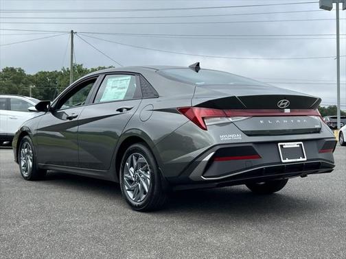 2025 Hyundai ELANTRA HEV Blue